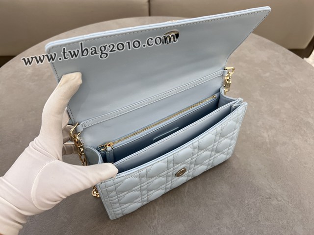 Dior专柜2024新款迪奥高仿原单黑色漆皮革藤格纹Miss肩背斜挎手提包 djfk1330